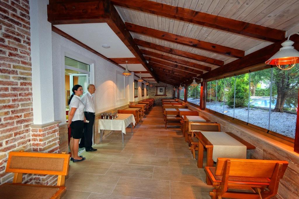 Hotel Podostrog Будва Екстериор снимка