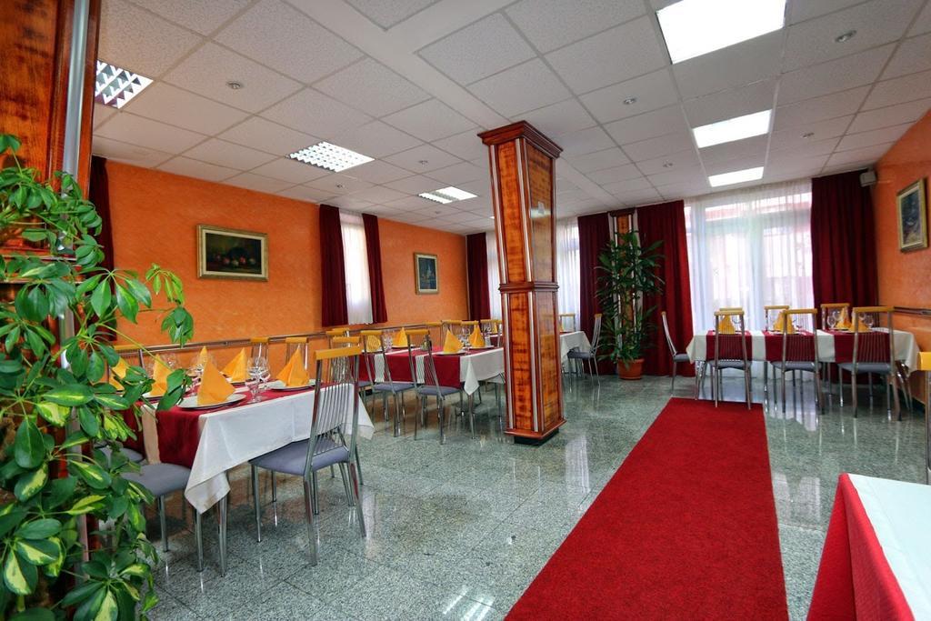 Hotel Podostrog Будва Екстериор снимка